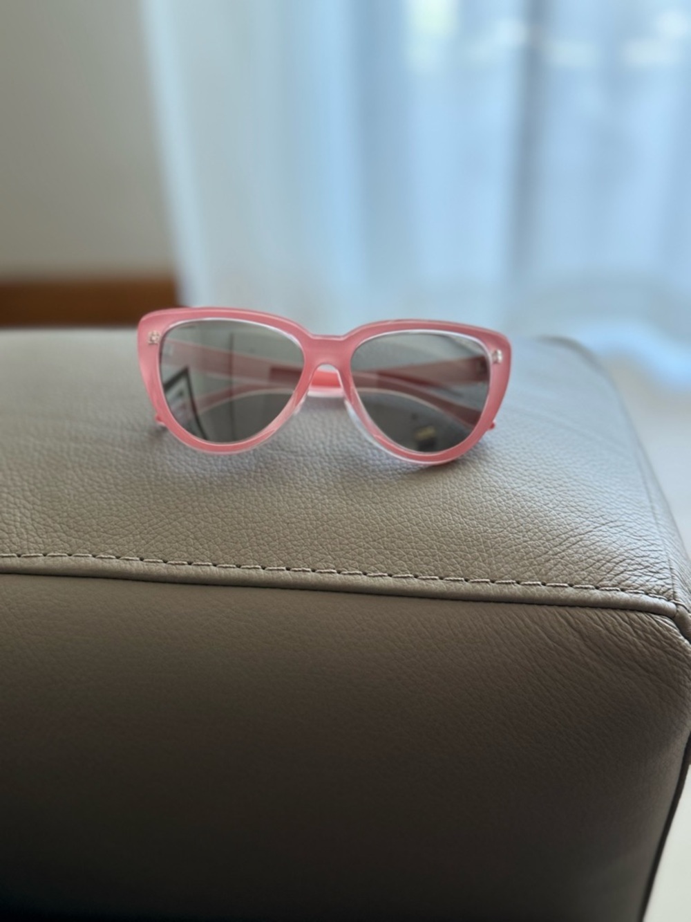Quay Australia Stray Cat Pink Sunglasses